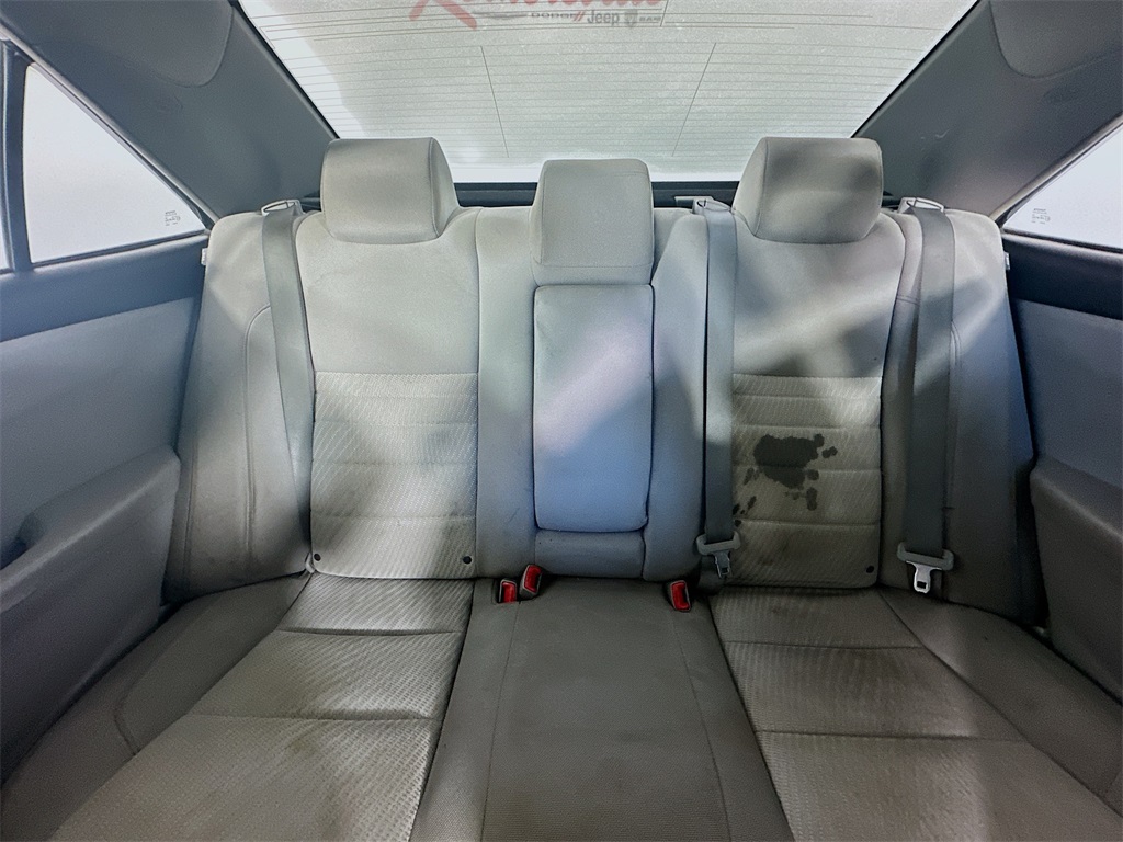 Vehicle image 13 of 36