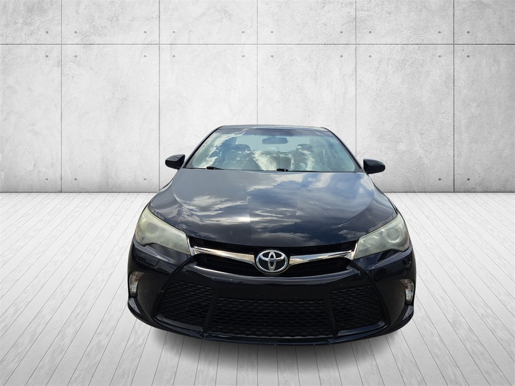 Vehicle image 3 of 23