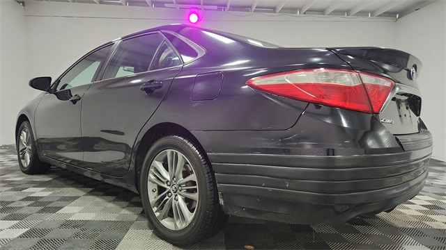 Vehicle image 11 of 26