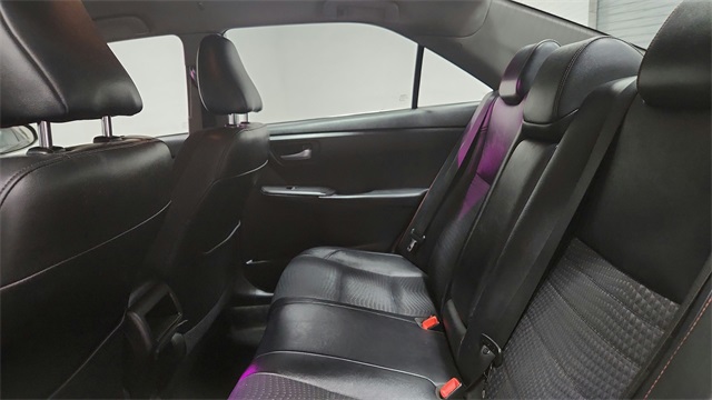 Vehicle image 20 of 26