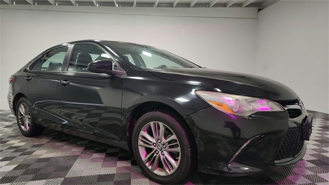 Vehicle image 7 of 26