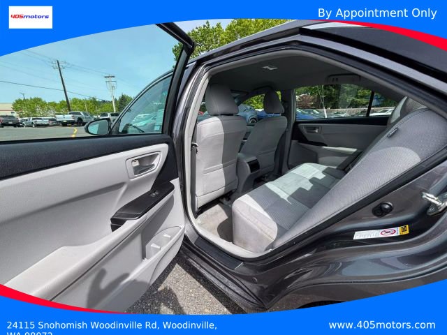 Vehicle image 21 of 26