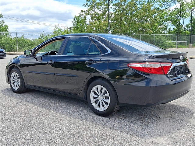 Vehicle image 7 of 31