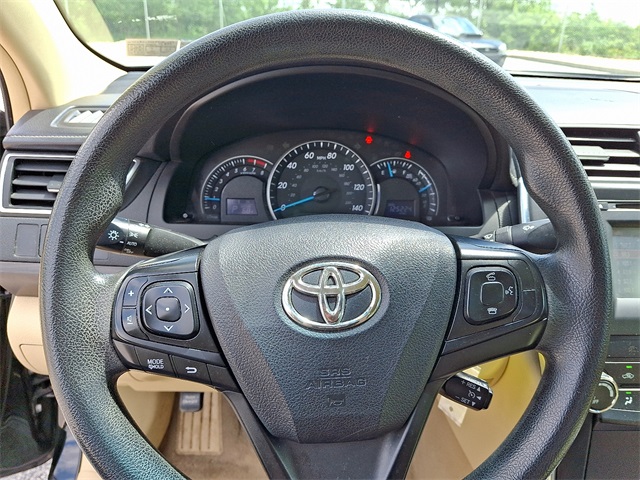 Vehicle image 19 of 31