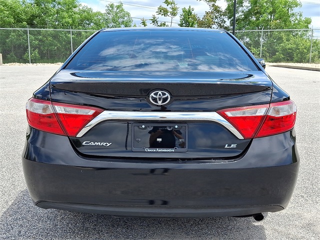 Vehicle image 6 of 31