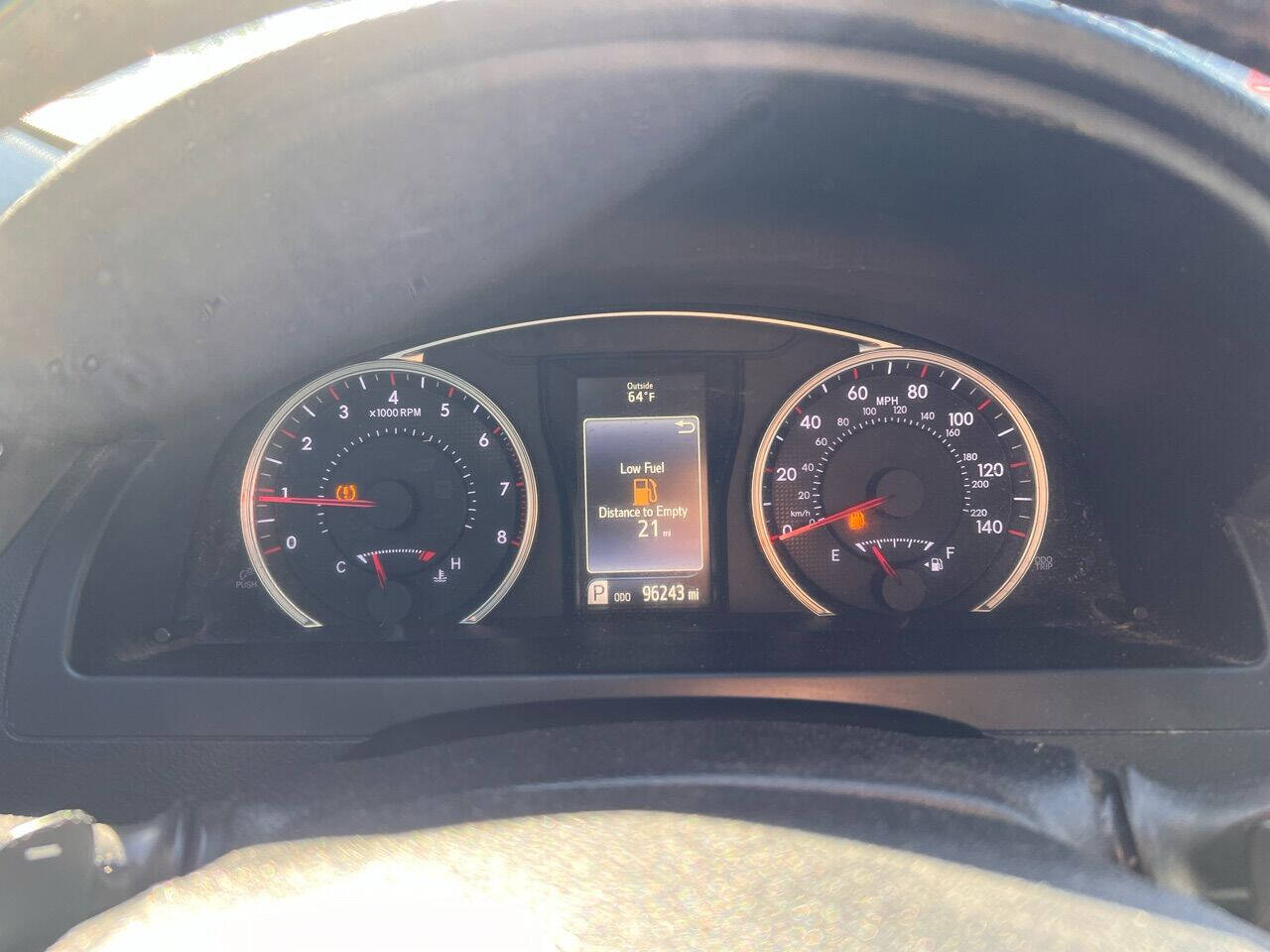 Vehicle image 22 of 25