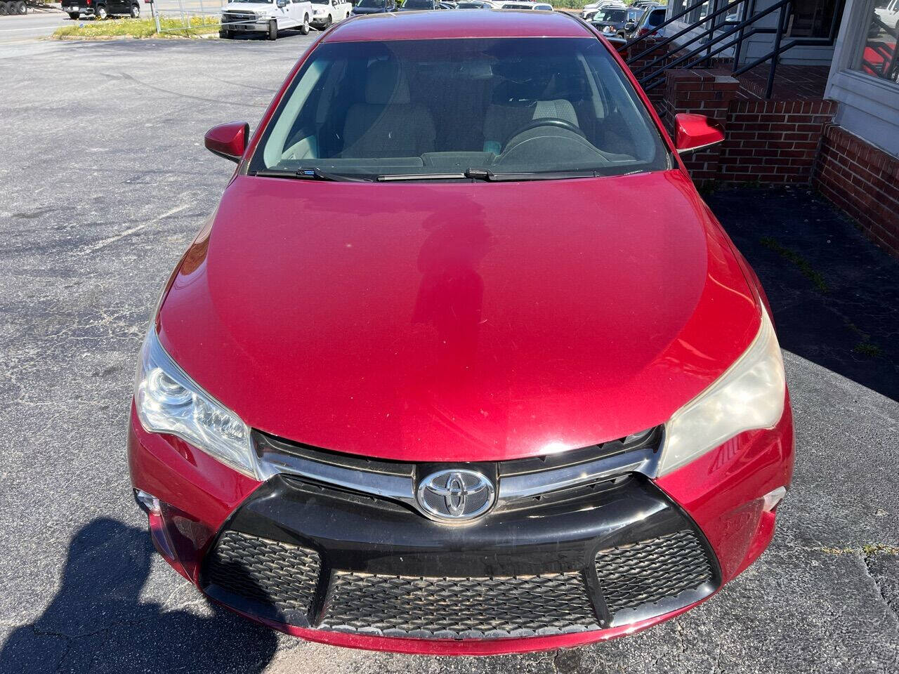Vehicle image 4 of 25