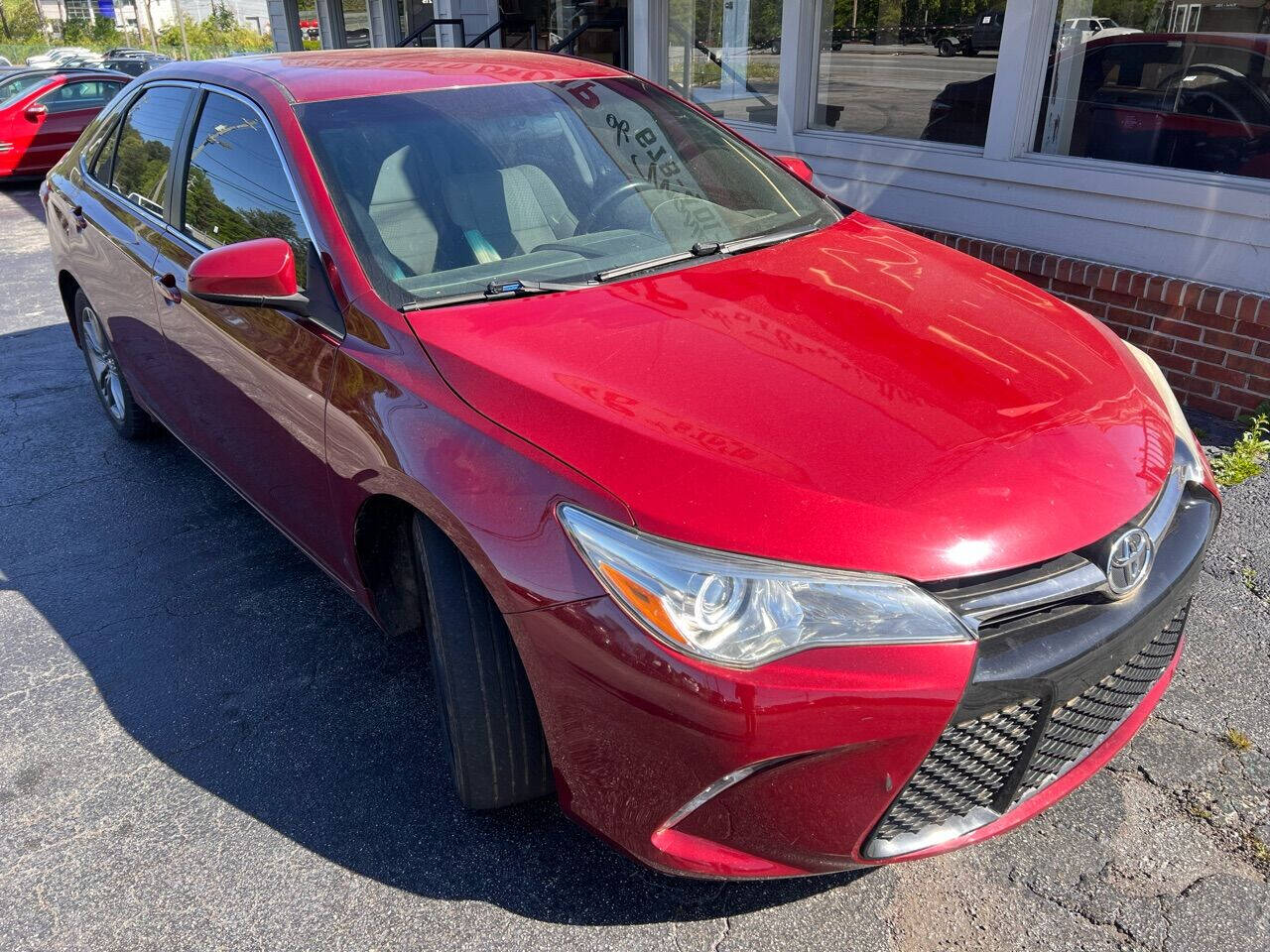 Vehicle image 6 of 25