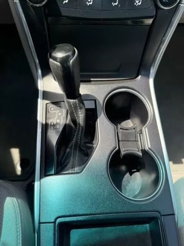 Vehicle image 25 of 31