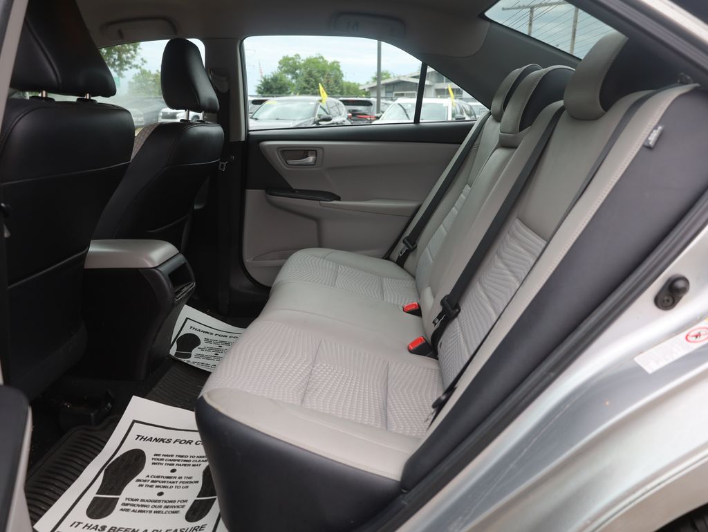 Vehicle image 13 of 35