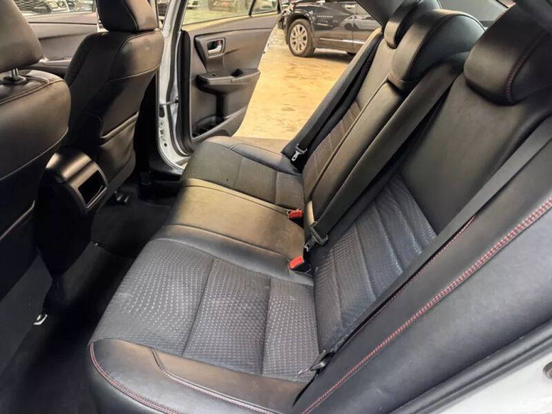 Vehicle image 47 of 57