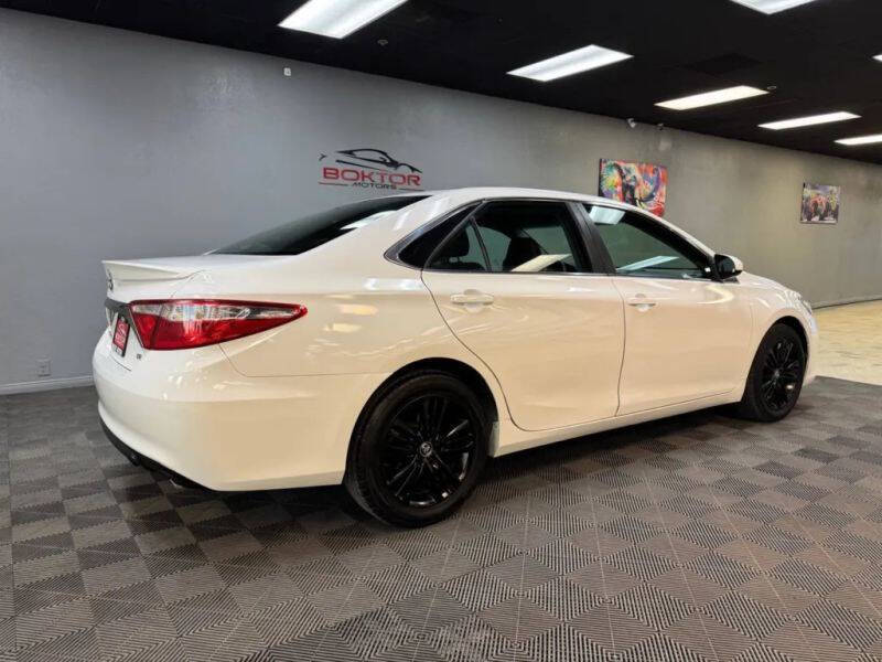Vehicle image 11 of 57