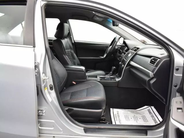 Vehicle image 16 of 35