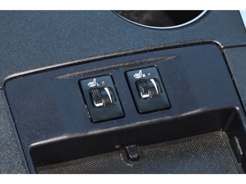 Vehicle image 18 of 26