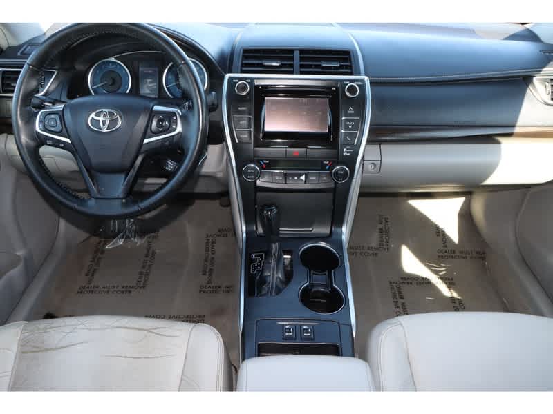 Vehicle image 13 of 26
