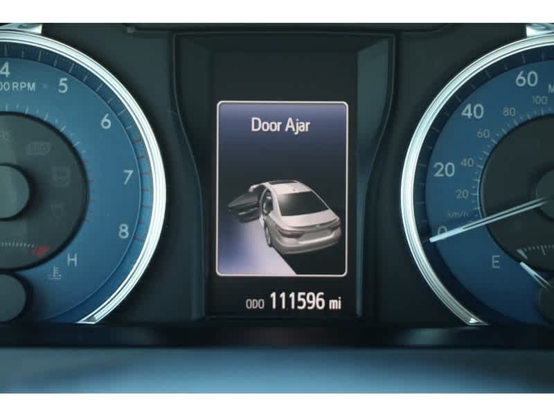 Vehicle image 19 of 26