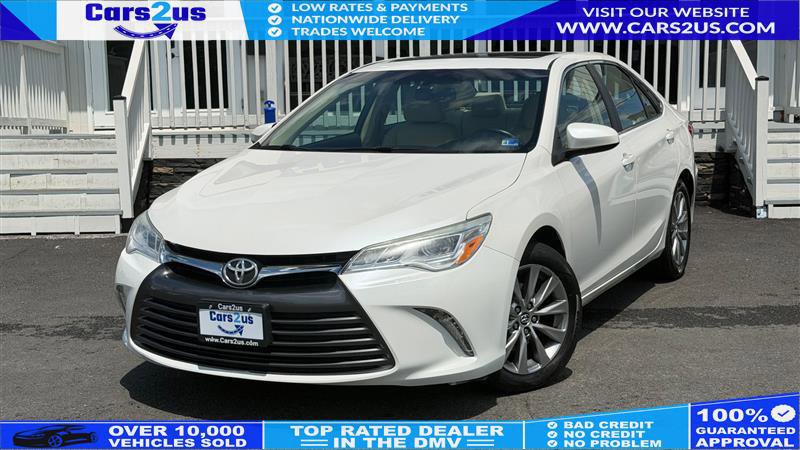 2015 Toyota Camry XLE Image 2 of 56