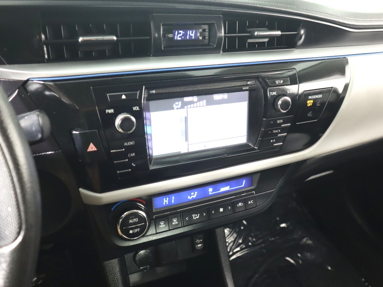 Vehicle image 14 of 37