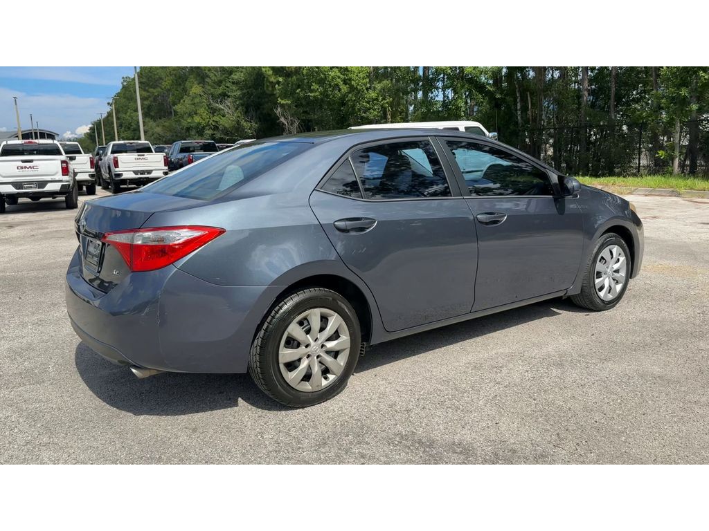 Vehicle image 6 of 34