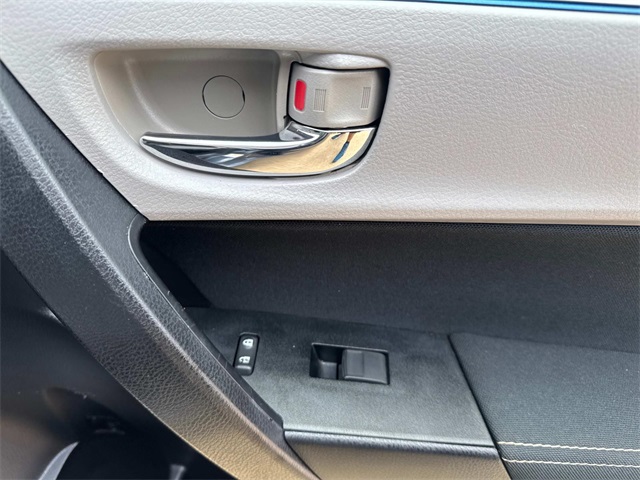 Vehicle image 27 of 27