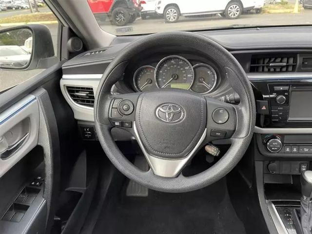 Vehicle image 19 of 48