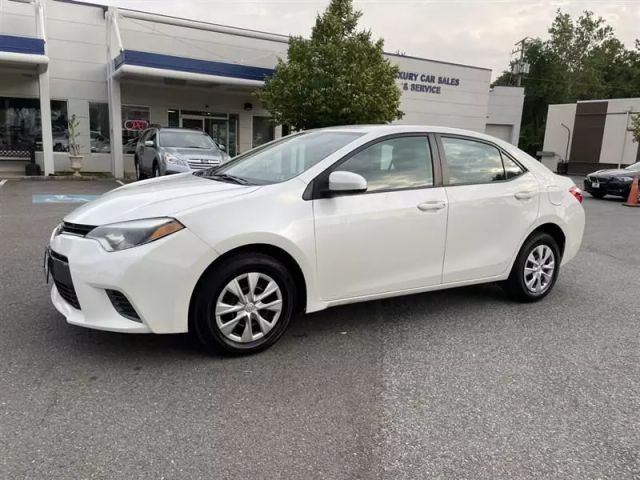 Vehicle image 2 of 48
