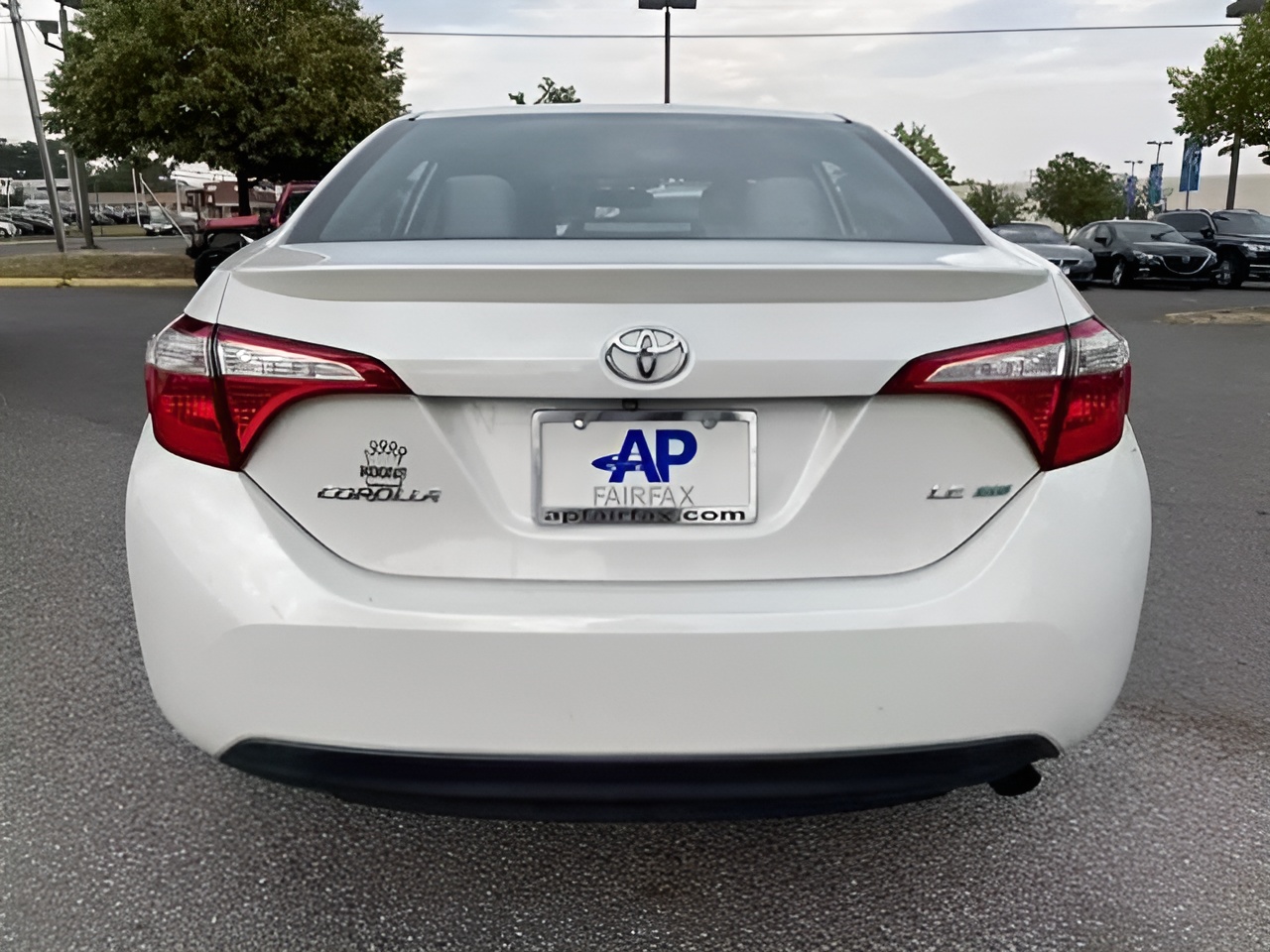 Vehicle image 44 of 48