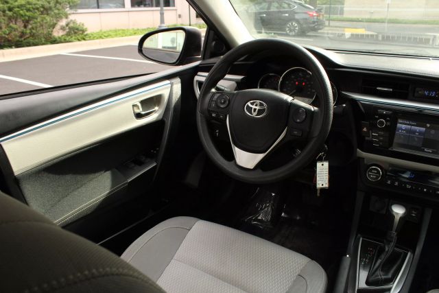 Vehicle image 20 of 41