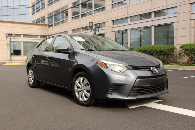 Vehicle image 2 of 41