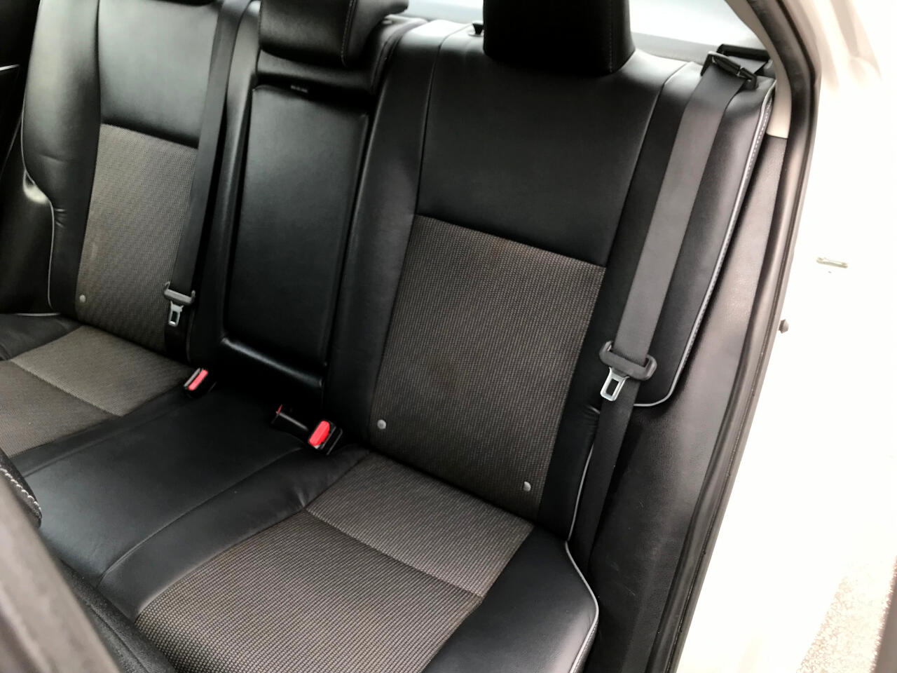 Vehicle image 16 of 42