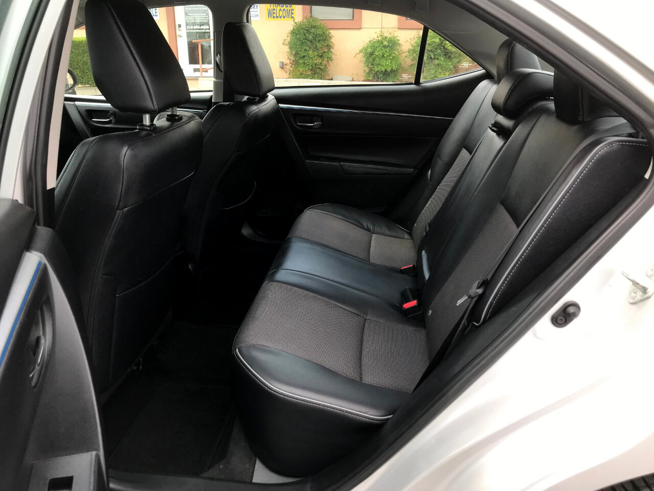 Vehicle image 13 of 42