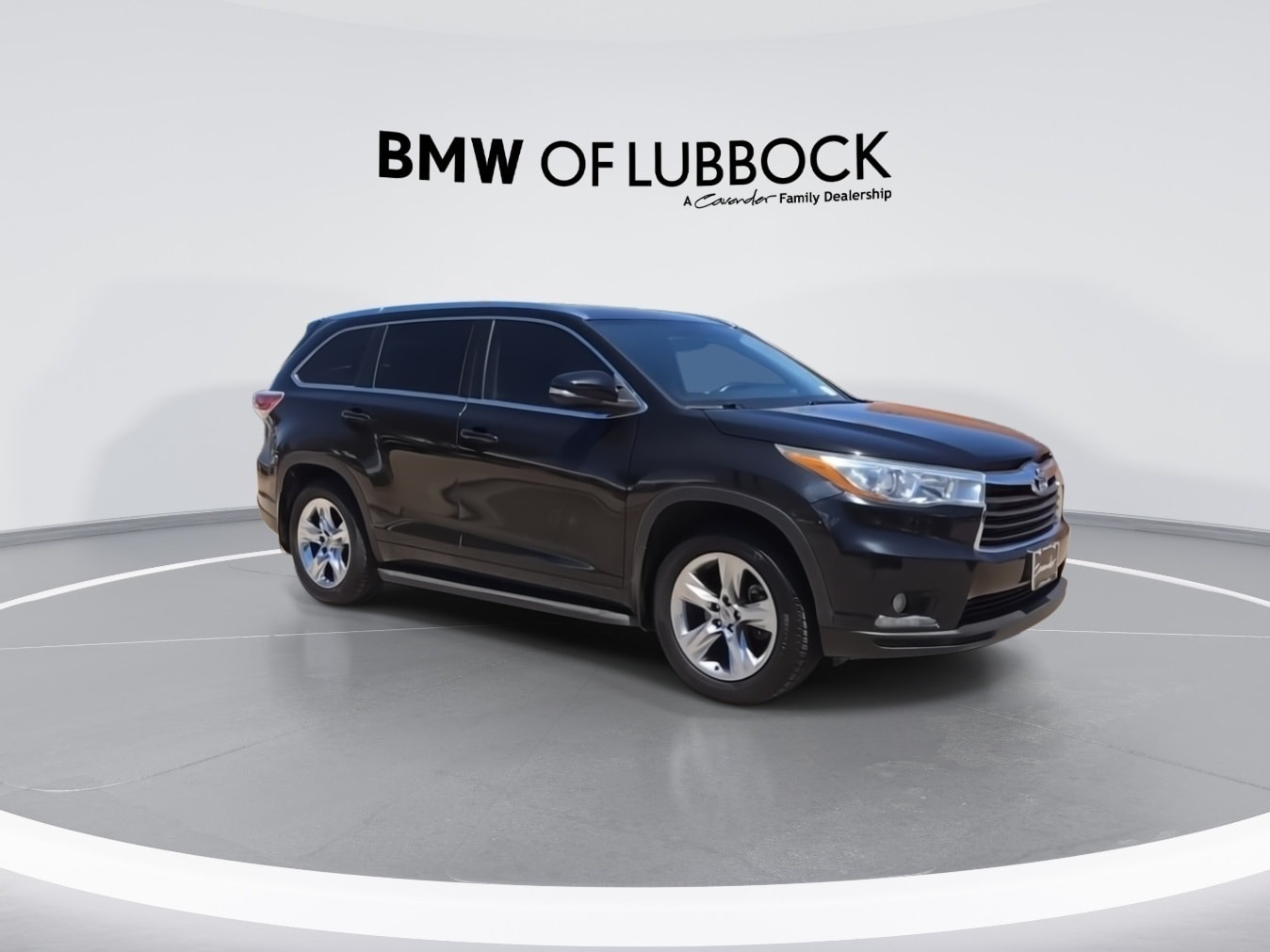 Vehicle image 4 of 22