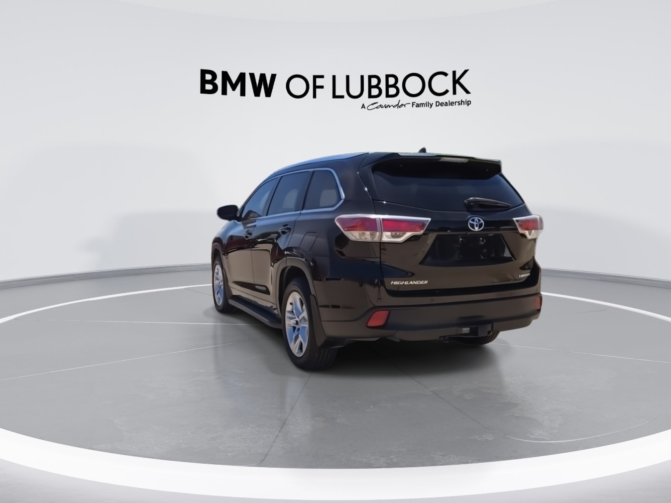 Vehicle image 9 of 22