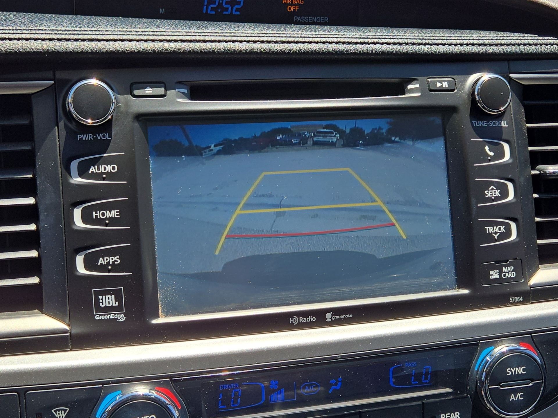 Vehicle image 18 of 22