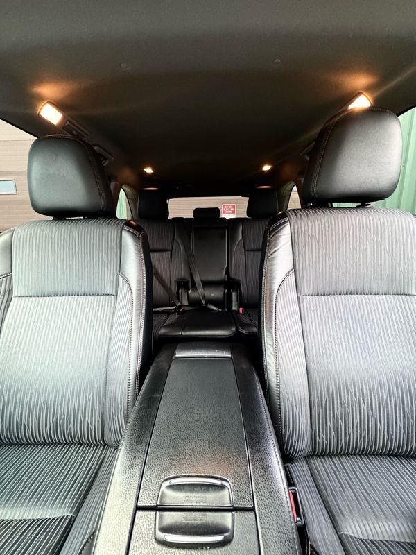 Vehicle image 15 of 16