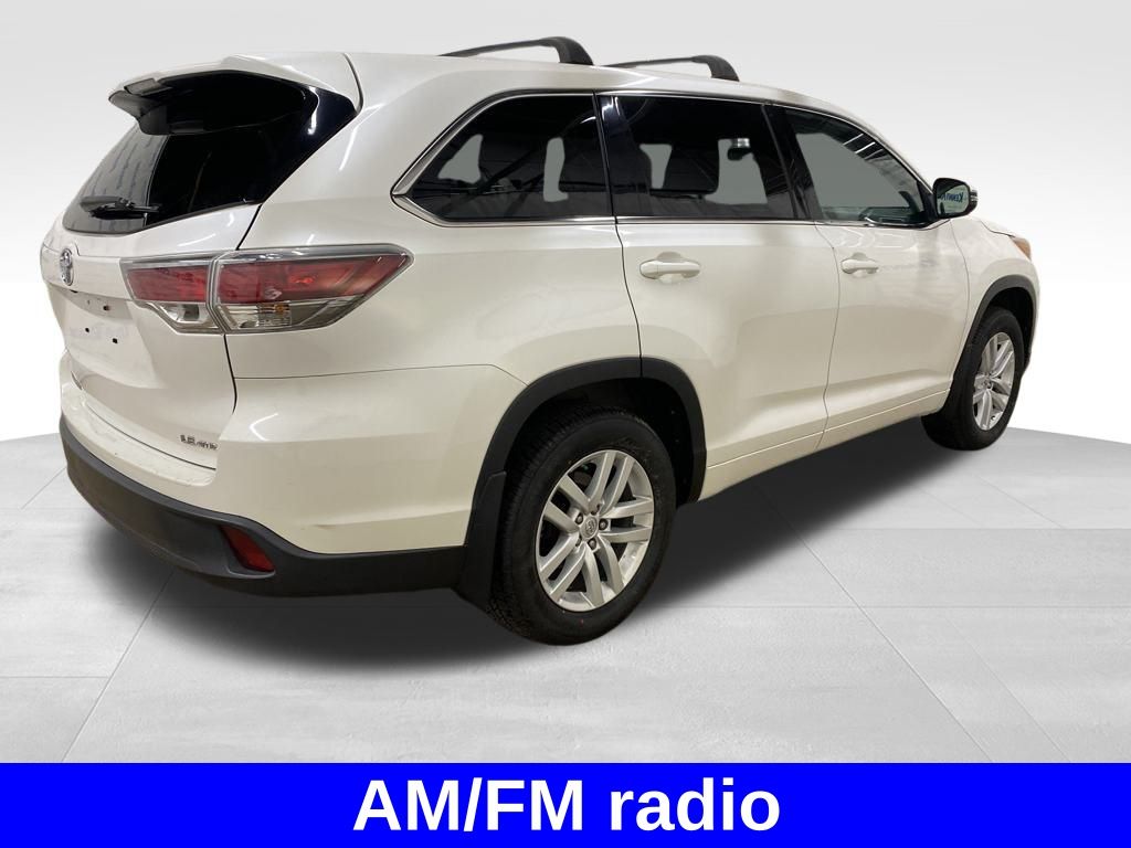 Vehicle image 2 of 30