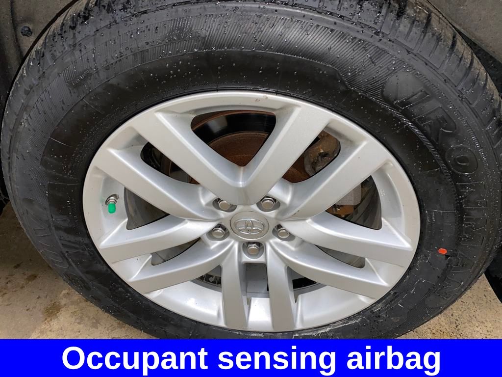 Vehicle image 29 of 30