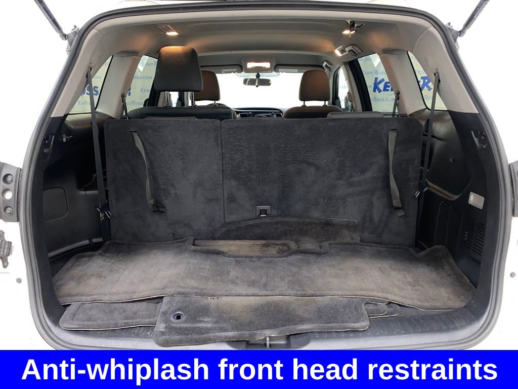Vehicle image 26 of 30