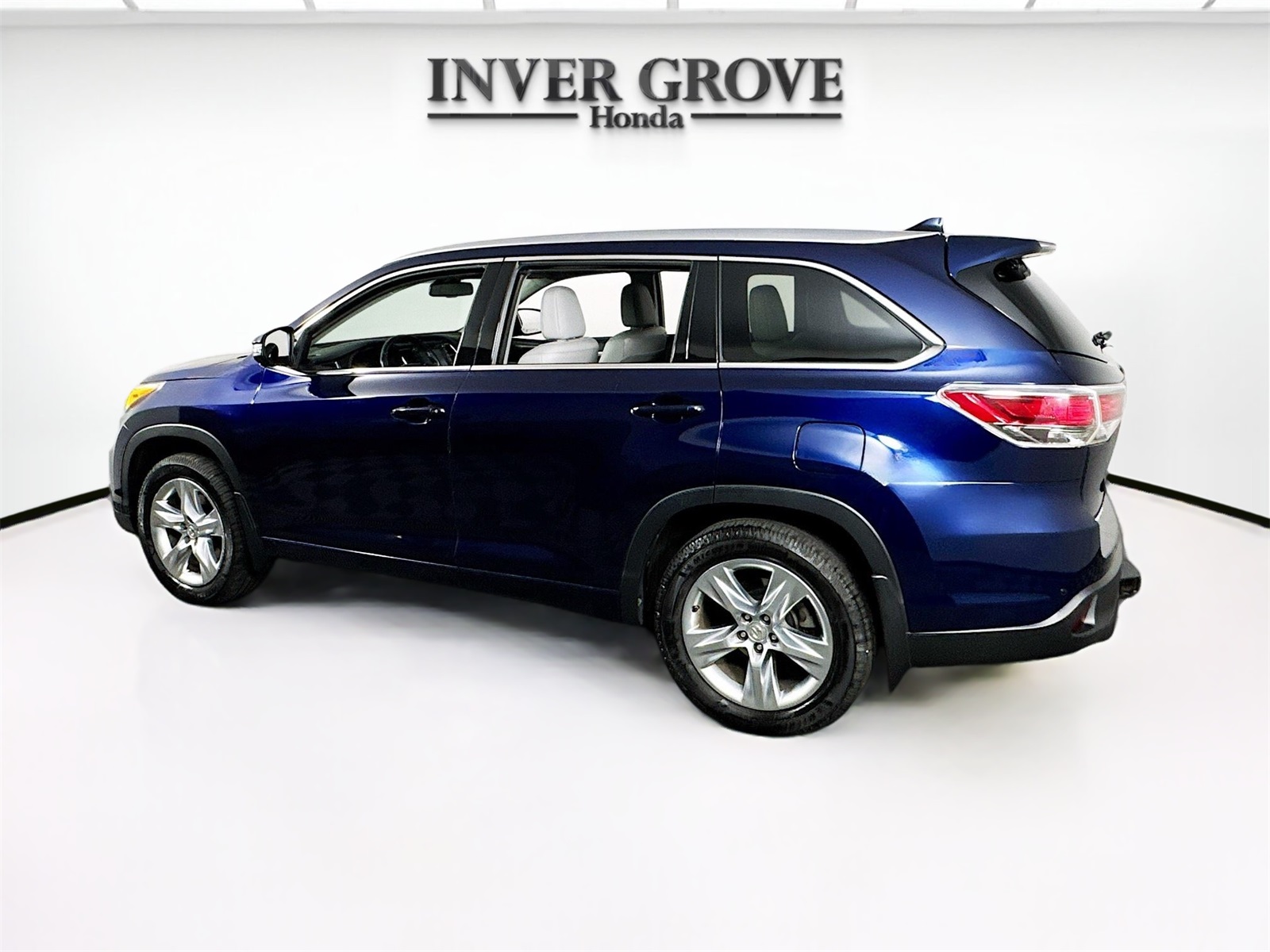 Vehicle image 7 of 31