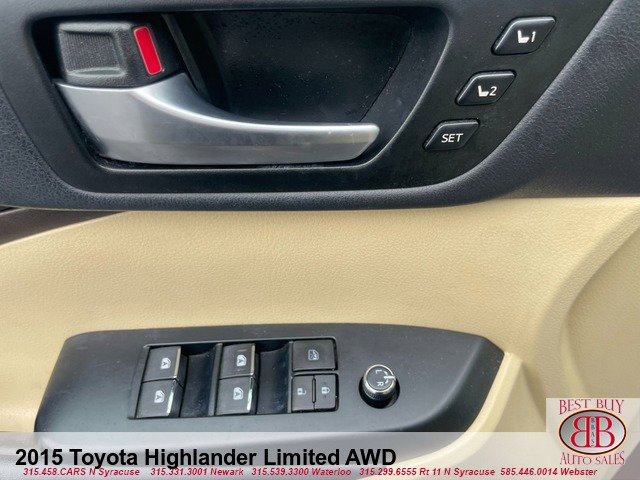 Vehicle image 15 of 18