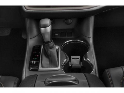 Vehicle image 17 of 19