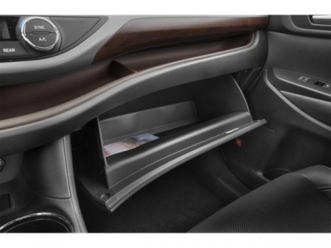 Vehicle image 19 of 19