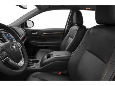 Vehicle image 11 of 19