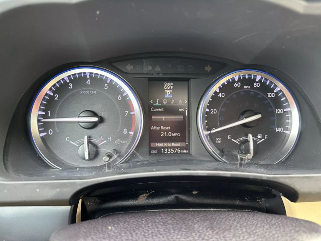 Vehicle image 39 of 55