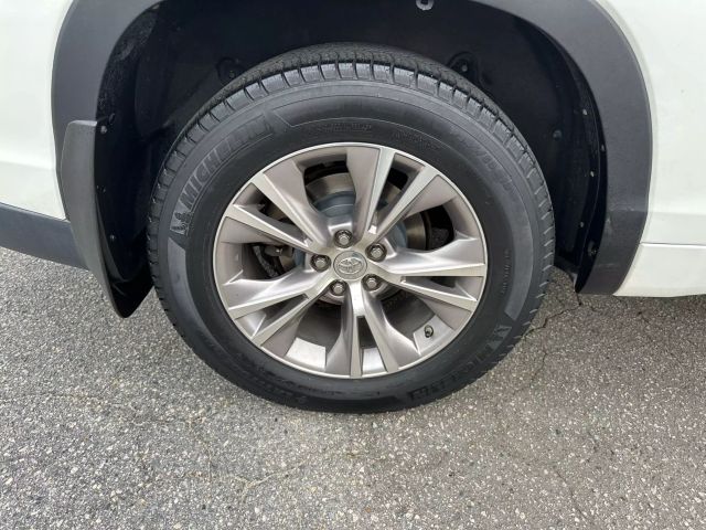 Vehicle image 48 of 55