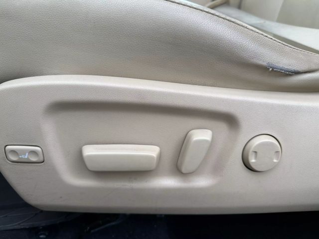 Vehicle image 14 of 55