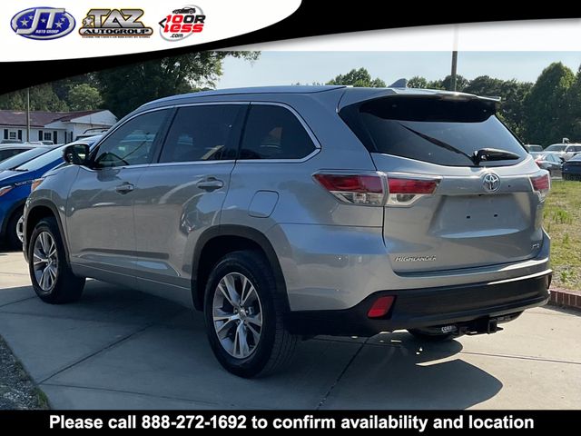 Vehicle image 7 of 23