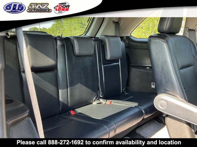 Vehicle image 16 of 23