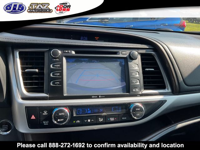 Vehicle image 22 of 23
