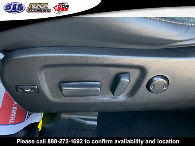 Vehicle image 11 of 23